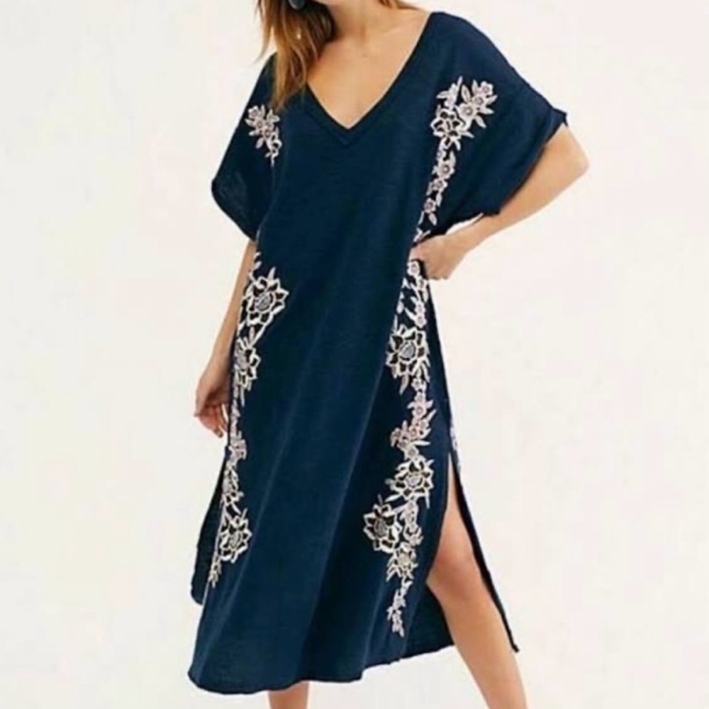 FREE PEOPLE Sunshine Tee Shift Embroidered Midi/maxi Dress